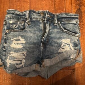 American Eagle size 0 ripped jean shorts